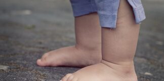 Dlaczego warto chodzić na boso?